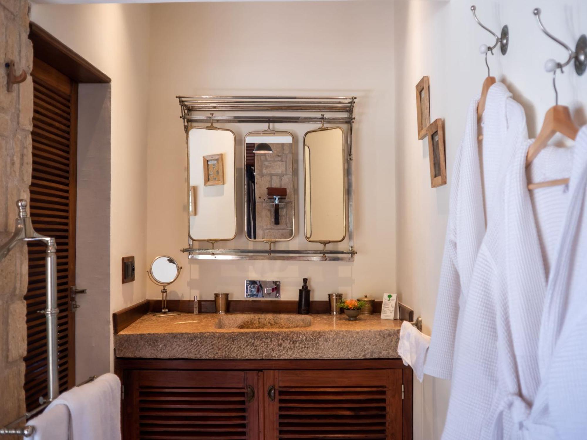 Demeure De La Compagnie Generale Des Huiles Precieuses Bed & Breakfast Ifaty Exterior photo